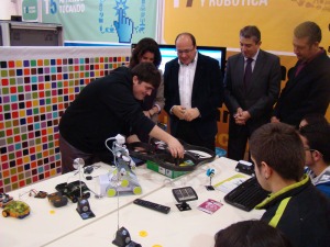 El taller Electrnica-robtica cuenta con muchas actividades