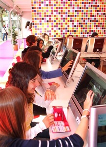 Las pantallas tctiles sorprendieron a los visitantes a Alfonso X El Sabio