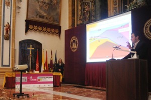 Ricardo Villa durante su ponencia en el II Workshop