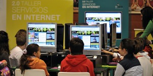 Asistentes en el taller de Servicios de Internet