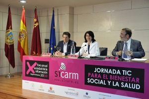 La consejera de Economa, Inmaculada Garca, inaugurando la Jornada TIC