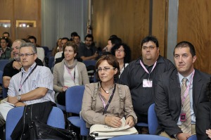 Los asistentes escucharon con atencin las conferencias de los ponentes 
