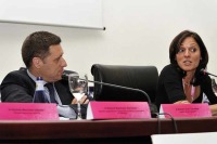 D. Manuel Fern�ndez Salmer�n y D�a. Rosa J. Barcel�