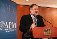D. Fernando Gonz�lez Urbaneja,