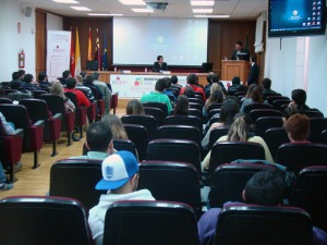 Desarrollo e Innovacin en Videojuegos - SICARM 2013 - UCAM