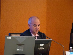 Administraciones pblicas ms inteligentes en la UE. ''e-Government and cloud computing: a legal overview''. Mr. Julin Valero Torrijos