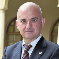 Juli&aacute;n Valero Torrijos