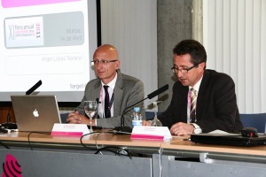 ngel Lpez, de Target Business School, junto a Onofre Molino, gerente de la Fundacin Integra